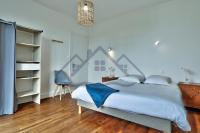 Łóżko lub łóżka w pokoju w obiekcie LocaLise - M8 - Ty Geoland - Maison à deux pas du centre avec jardin au Guilvinec - Wifi inclus - Animaux bienvenus- Linge de lit inclus