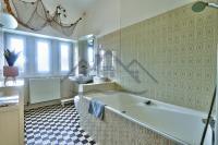 Łazienka w obiekcie LocaLise - M8 - Ty Geoland - Maison à deux pas du centre avec jardin au Guilvinec - Wifi inclus - Animaux bienvenus- Linge de lit inclus