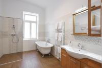A bathroom at Vintagehome Schönbrunn