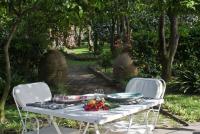 Κήπος έξω από το Grand Hotel Cocumella