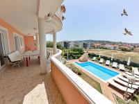 Bazén v ubytovaní Apartment Villa Saba-1 by Interhome alebo v jeho blízkosti