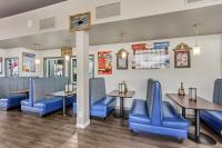 Posezení v ubytování Clarion Inn Salt Lake City Airport