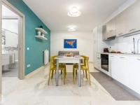 Kuchyňa alebo kuchynka v ubytovaní Azzurra Apartments