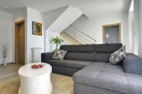 Posedenie v ubytovaní Top Villa mit privatem Pool nur 1 km bis zum Strand mit Klima, WLAN, Sonnenliegen, Grill