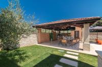 Půdorys ubytování Villa für große Ansprüche mit großem Pool, Sauna, Whirlpool, Billard