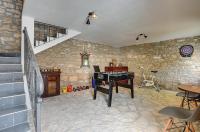 Půdorys ubytování Typisch istrisches Ferienhaus mit privatem Pool, Tischfußball, Darts, Gym