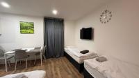 Postel nebo postele na pokoji v ubytování Apartment Golden Prague 78