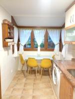 Kuchyň nebo kuchyňský kout v ubytování La casita de Chefy (Ajo) Nuevo chalet vacacional