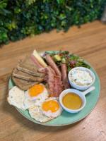 Jídlo v apartmánu nebo okolí