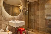 Hotel Neri – Relais & Chateauxにあるバスルーム