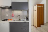 Kuchnia lub aneks kuchenny w obiekcie Apartments Silvana 74