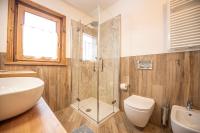 Kúpeľňa v ubytovaní Appartamento Mokino Center Myholidaylivigno