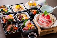 ホテルの敷地内または近くでの食事または食べ物