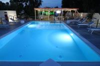 The swimming pool at or close to Giardini Sausari Residence