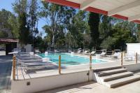 The swimming pool at or close to Giardini Sausari Residence
