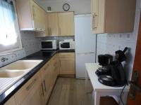 Kuchyňa alebo kuchynka v ubytovaní BRAMANT 5 - Primera planta con terraza, vistas al mar y parking. - ES-228-77