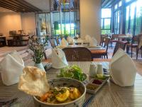 Jídlo v hotelu nebo okolí