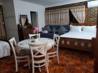 Lorac Bed and Breakfast - Housity