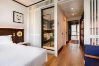 Posteľ alebo postele v izbe v ubytovaní Hotel Tres Reyes San Sebastián