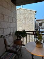 Balkón nebo terasa v ubytování Villa Saint George Stone Costa Demetriou