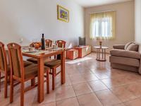 Posedenie v ubytovaní Apartment Rok 4 by Interhome