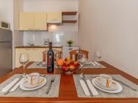 Nápoje v ubytovaní Apartment Rok 4 by Interhome