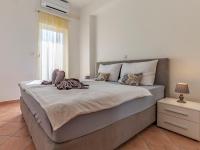Posteľ alebo postele v izbe v ubytovaní Apartment Rok 4 by Interhome