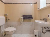 Kúpeľňa v ubytovaní Apartment Rok 4 by Interhome