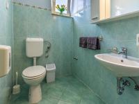 Kúpeľňa v ubytovaní Apartment Rok 7 by Interhome
