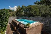 Bazén v ubytovaní GOCCE VILLAS - Sunshine Villa alebo v jeho blízkosti