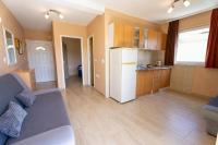Kuchyňa alebo kuchynka v ubytovaní Apartmani Malbašić