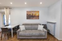 A seating area at MagnoliaApartments - 5 Nirone Center