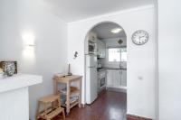 Kuchyňa alebo kuchynka v ubytovaní Via Romana 87 Villas Casasol