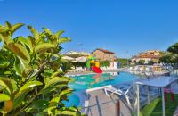 Basen w obiekcie Ciccio Hotel lub w pobliżu