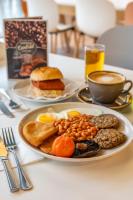 Jídlo v hostelu nebo okolí