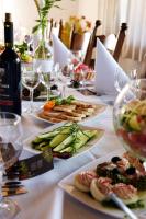 Jedlo v ubytovaní bed & breakfast alebo blízkom okolí