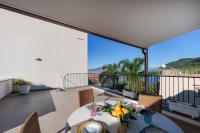 Balkon lub taras w obiekcie Enfasi Holiday Home