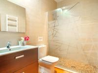 Kúpeľňa v ubytovaní Apartment Finca Can Corritx-4 by Interhome