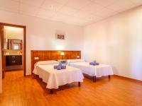 Posteľ alebo postele v izbe v ubytovaní Apartment Finca Can Corritx-4 by Interhome