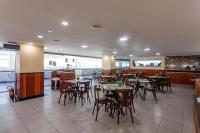 Nhà hàng/khu ăn uống khác tại Suíte PÉ NA AREIA com PISCINA, WIFI e ESTACIONAMENTO em PONTA NEGRA