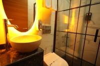 A bathroom at Asmali Hotel