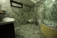A bathroom at Asmali Hotel