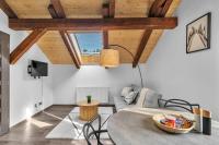 TV a/nebo společenská místnost v ubytování Hotel U Krále Jiřího