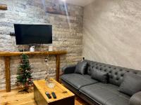 TV a/nebo společenská místnost v ubytování Krisiyasapartment