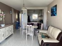 Půdorys ubytování Appartement T2 vue mer, accès plage, balcon, parking, Wifi - Vaux-sur-Mer - FR-1-539-43