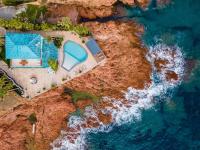 Bazén v ubytovaní Villa direkt am Meer für 6 Personen alebo v jeho blízkosti