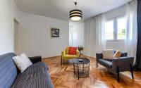 Posedenie v ubytovaní Apartments Čolak
