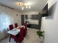Kuchyň nebo kuchyňský kout v ubytování Apartment Zeljka