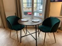 A seating area at Studio N&deg;2 Plein coeur de Rouen