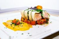 HigueyにあるHabana Hotel Y Restauranteの白皿一枚